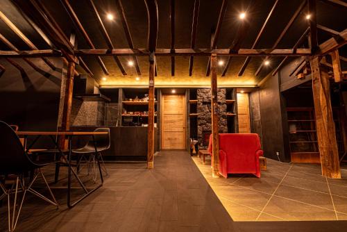 Aoki Apartment | 今昔那須里荘 築100年の日本家屋とアートの宿 26年4月オープン