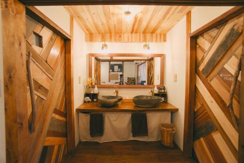 Tokoname House | 宿たぬきのねどこ