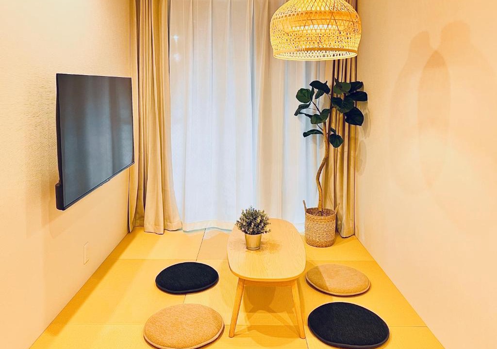 Yushima Apartment | 新上双卧套房 最大5人 设计师风格Yaof 东京中心上野公园3分钟 车站1分钟 位置极佳超级繁华 房间内看樱花