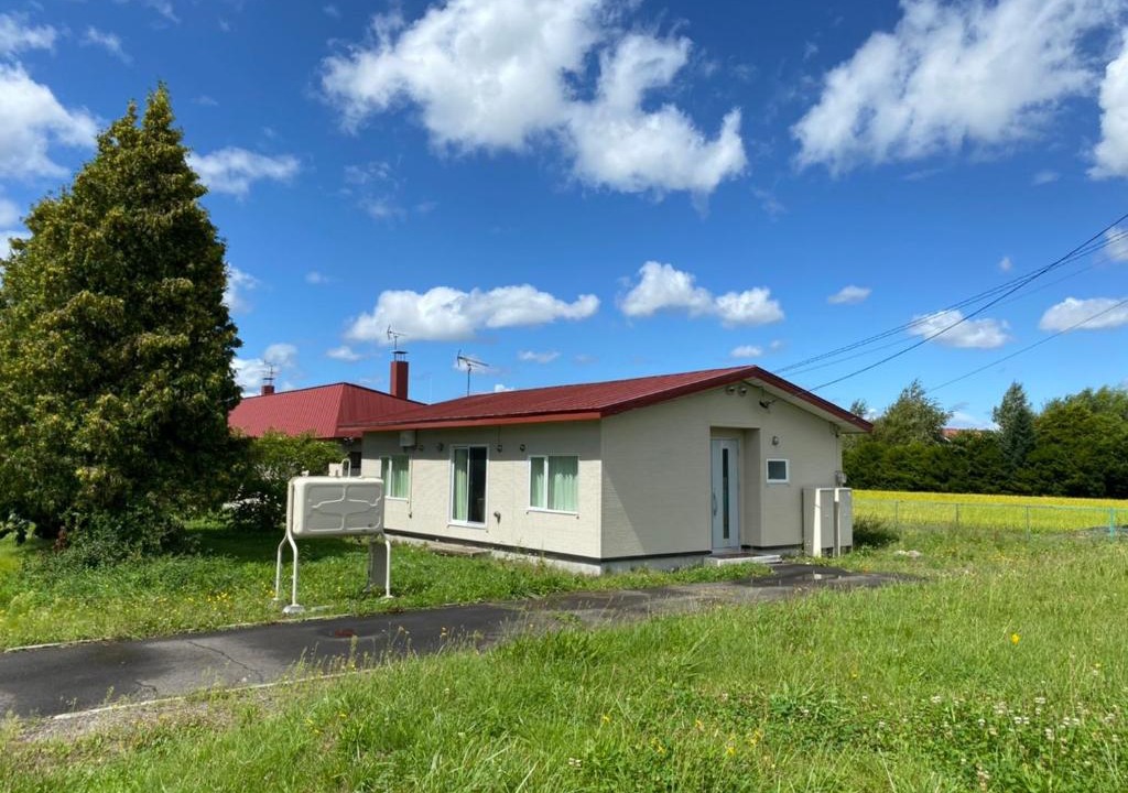 Higashikagura Hostel | 東神楽大学ゲストハウス