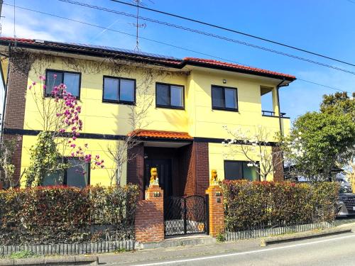 Tobe-cho Apartment | 温泉郡宿