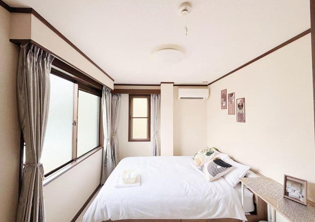 Kawaguchi Apartment | 花乃郷 川口 駅徒歩5分 上野 秋葉原 東京直通 池袋 新宿20分圏内 WiFi付き 洋室 温泉施設近く