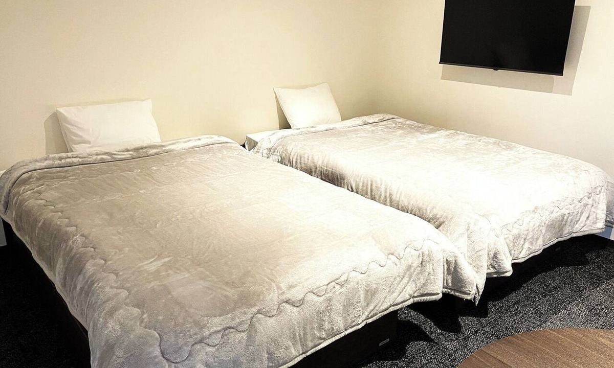 Matsumoto Hotel | 101Sunny and quiet Semidouble twin room with kitchen/Matsumoto City Nagano