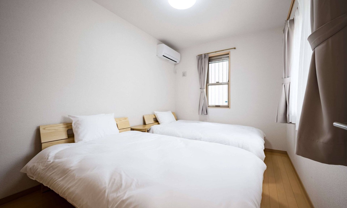 Shinkoiwa House | 13 minutes to Tokyo Station by train] 6 beds and full amenities! Comfortable stay in a whole building for rent/3LDK