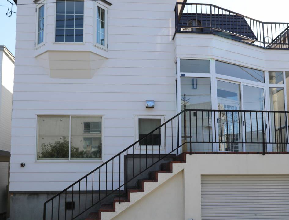 Nishi House | 200 m² House ∙ 6 bedrooms ∙ 15 guests