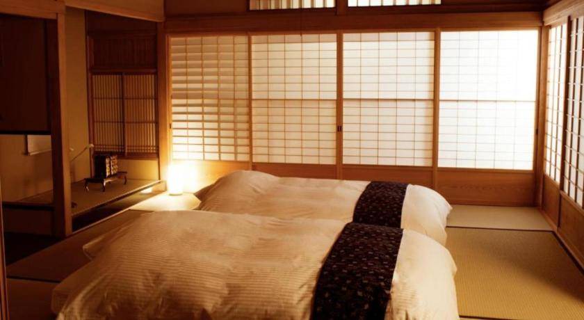 Gion Bed & Breakfast | 97 m² Bed and breakfast ∙ 2 bedrooms ∙ 4 guests