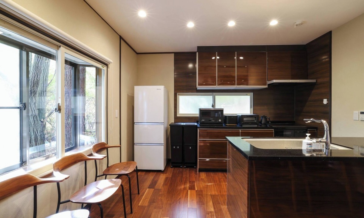 Kitasaku-gun House | A rental house nestled in the vast forest of Karui/Kitasaku District Nagano