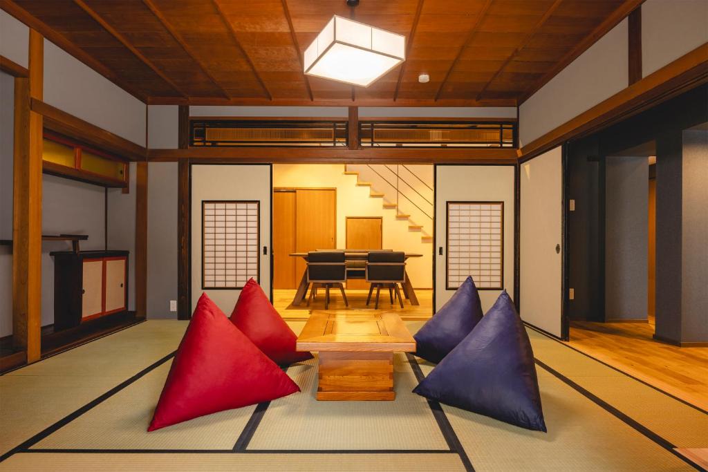 Sakai Hotel | Auberge S'Amuser