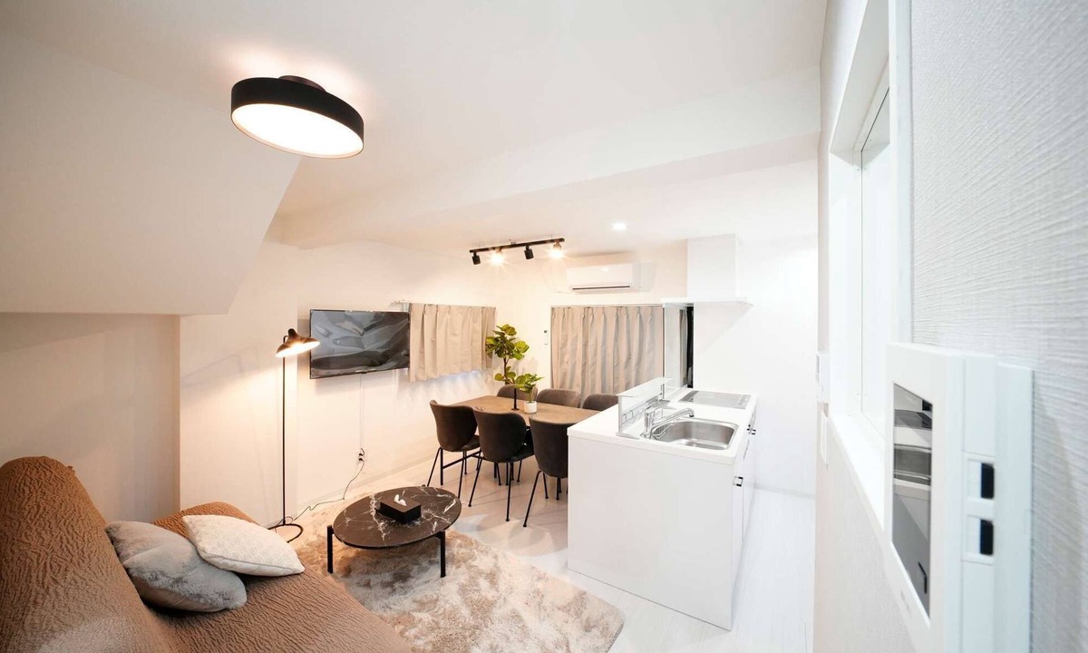 Nakano Apartment | Beautiful Fully Renovated Room