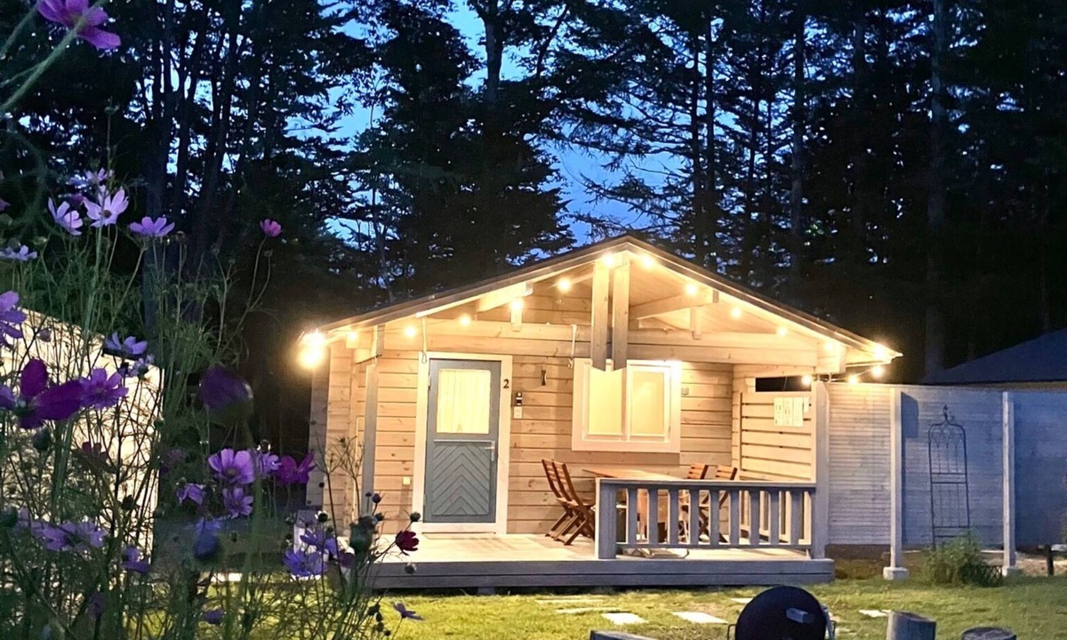 Kita Karuizawa RV Rental | Cabanon mignon Living in a small cabin in the f/Agatsuma County Gunma
