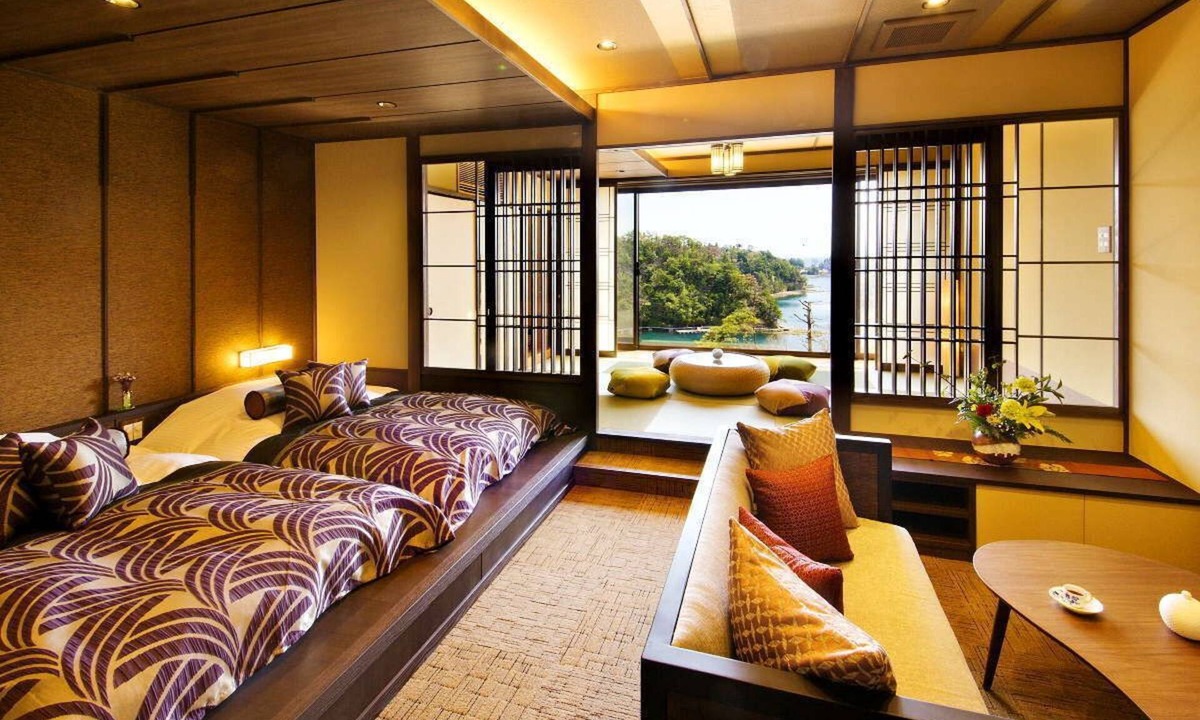 Noto-cho Hotel | Dokutsuburo no Yado Hyakurakuso