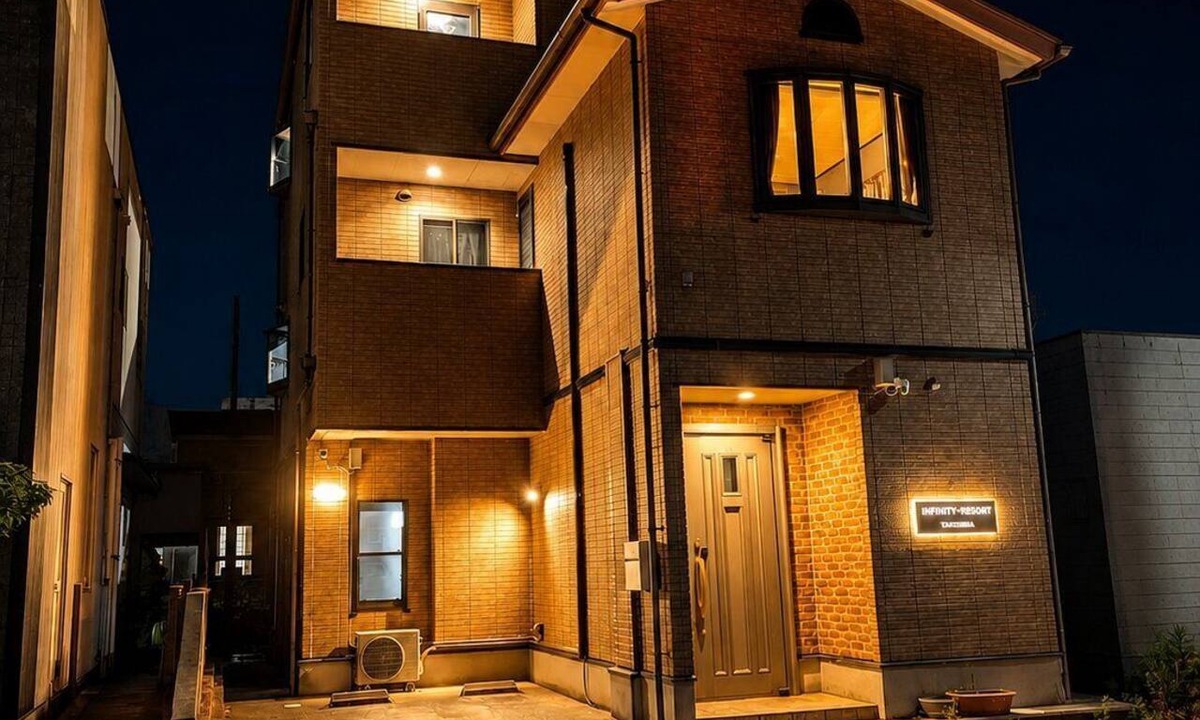 Takahama Cottage | Entire 3-Bedroom Private Villa with Party Room