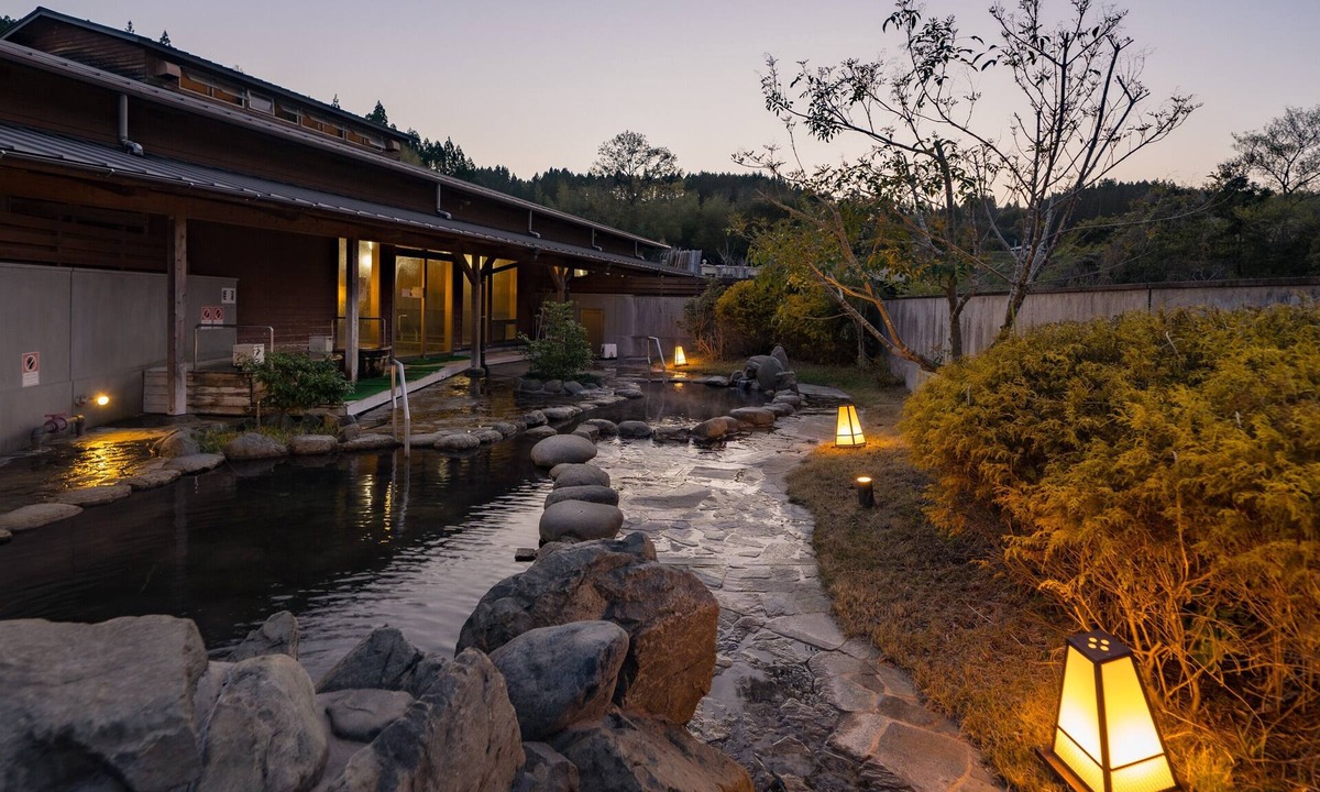 Aira Hotel | Fontana No Oka Kamo