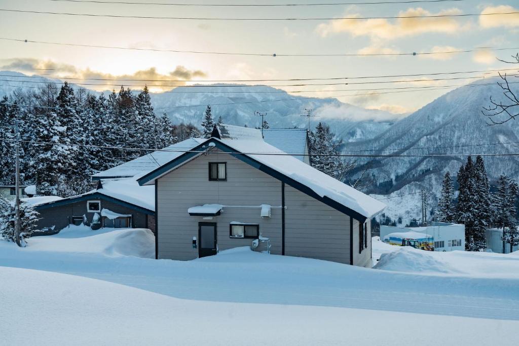 Otari-mura Apartment | Hakunori Cottage - 2 Bedroom Cottage