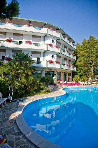 Marcelli Hotel | Hotel K2