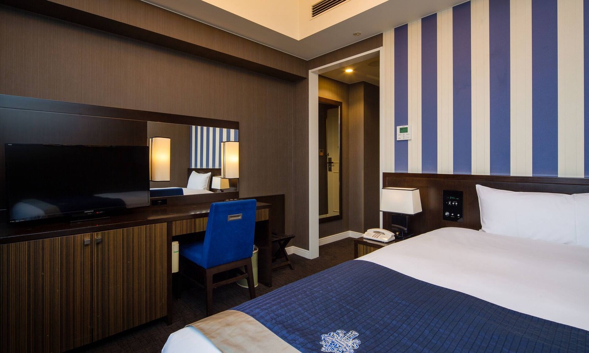Karasumaoike Hotel | Hotel Monterey Kyoto