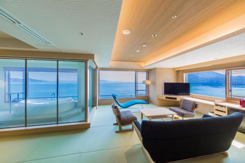 Tomonoura Onsen Hotel | Hotel Ofutei