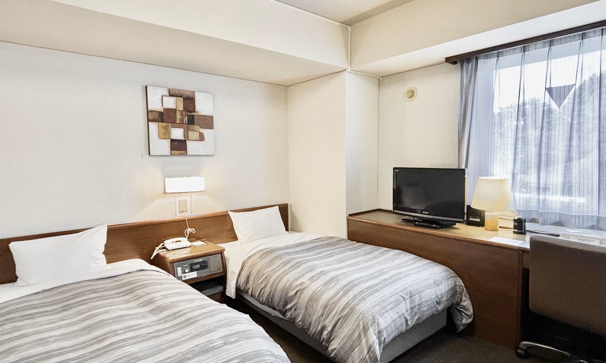 Ueda Hotel | Hotel Route-Inn Ueda - Route 18