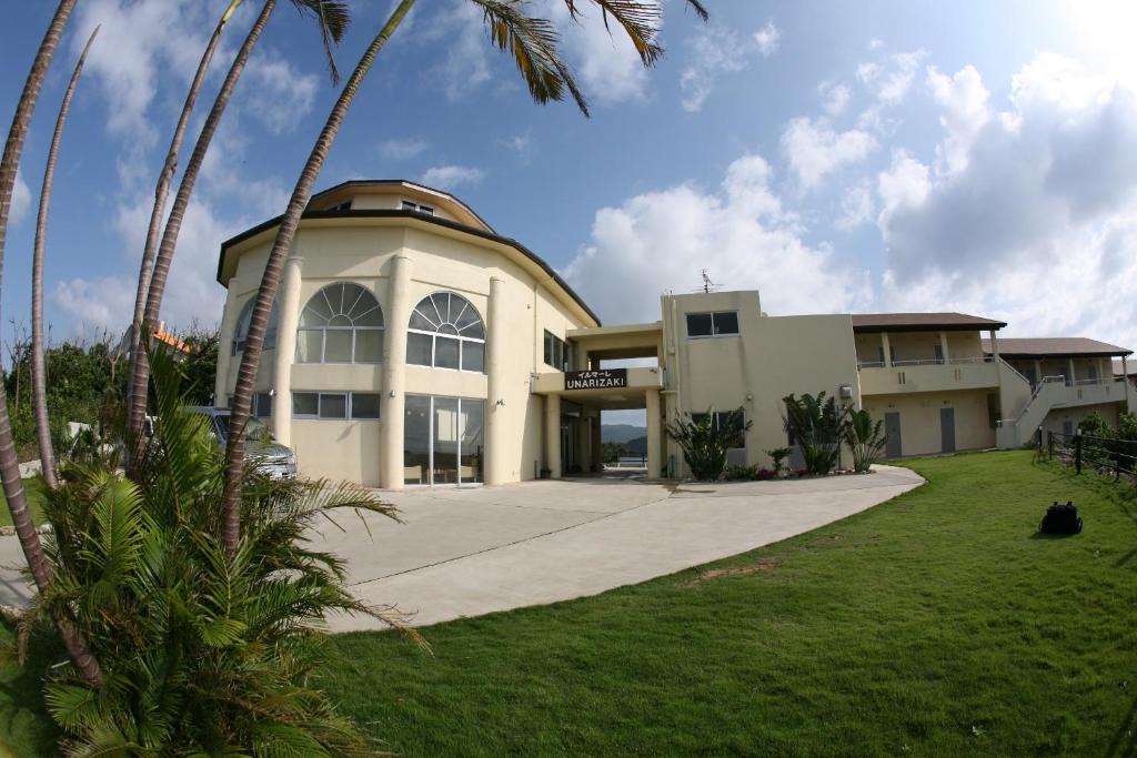 Iriomote-jima Taketomi-cho Hotel | Ilmare Unarizaki