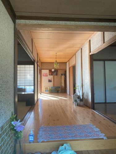 Suooshima House | KNA healing house くうねるあそぼ ペットと泊まれる宿 自炊ok広々と大らかな自然の中で過ごしたい方に