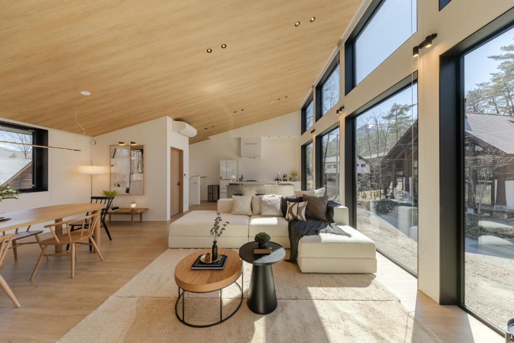 Hokujo Ski Chalet | Kuro Hakuba