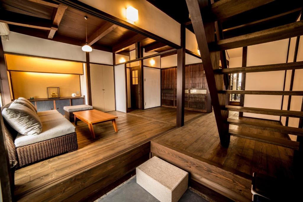Kita Ward Hotel | Kyoto Machiya stay En -Luxury Traditional House by Golden Pavilion