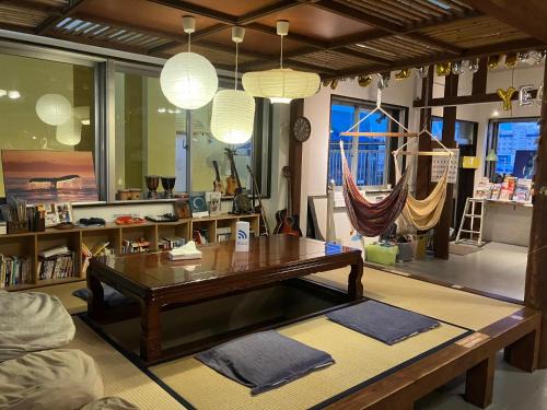 Tomari Hostel | My Place