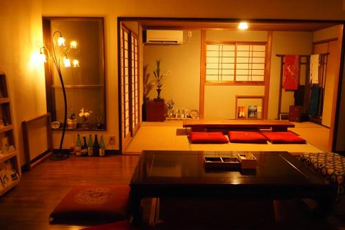 Nagasaki House | Nagasaki guesthouse Suwansou 諏訪ン荘 -Meet people, Experience local Culture