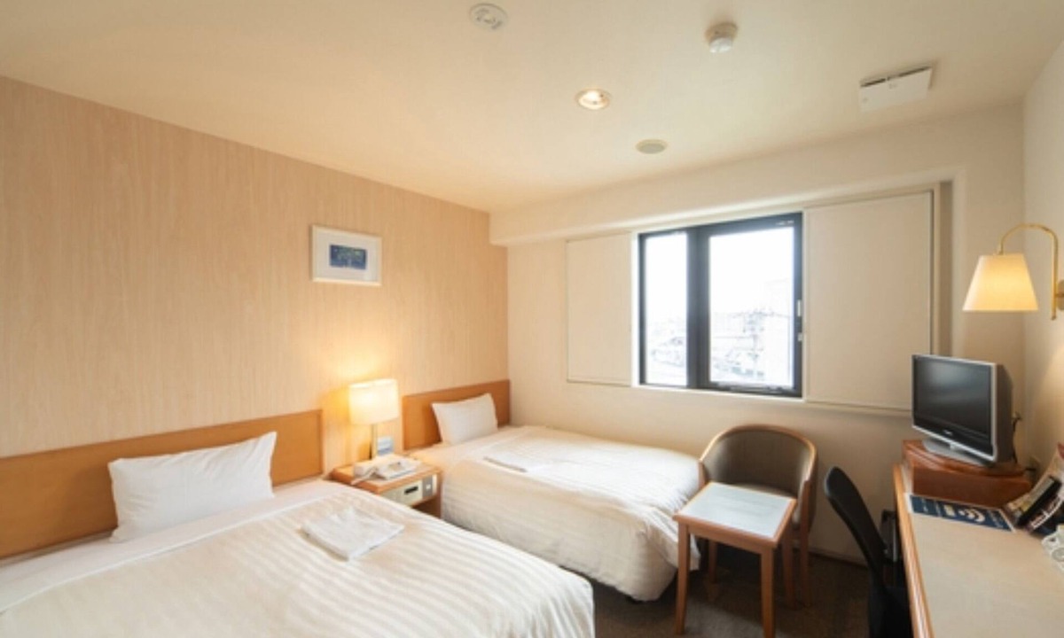 Tosu Hotel | Nonsmoking Twin room Free breakfast Free pa/Tosu Saga
