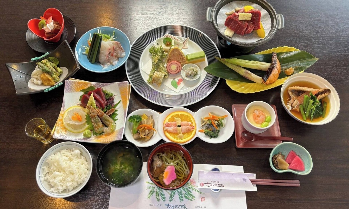 Kisakatamachi Hotel | Ocean View Deluxe Twin Room | Plan A Basic Mea/Nikaho City Akita
