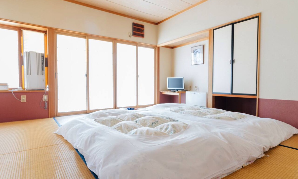 Shimojo Hotel | Ohgutekohan Shirasagisou