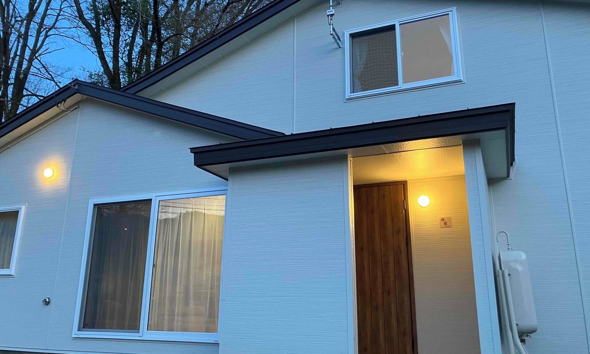 Towadakohan Onsen House | Only one guest per day is allowed to stay in a single house! Enjoy your privacy freely and slowly in the great nature of Lake Towada's Oirase Stream! It can accommodate up to 7 people and is ideal for families and groups.