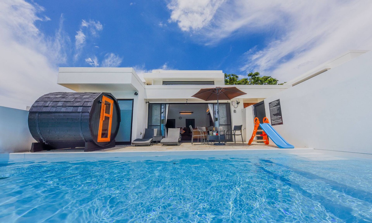 Motobu Villa | Private Pool Villa Motobu