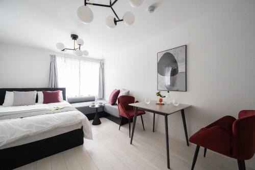 Sumida Apartment | Ritzy Yahiro