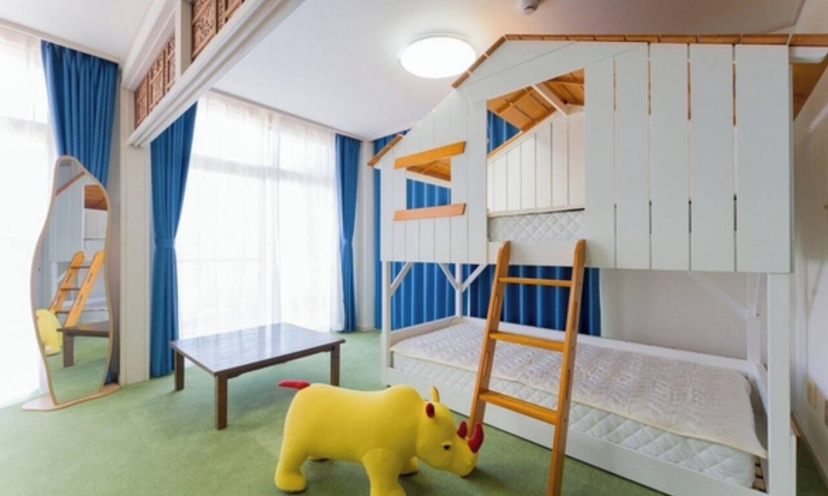 Suzaki Hotel | Room OnlyAccommodates 8 people Family Room Oce/Shimoda City Shizuoka