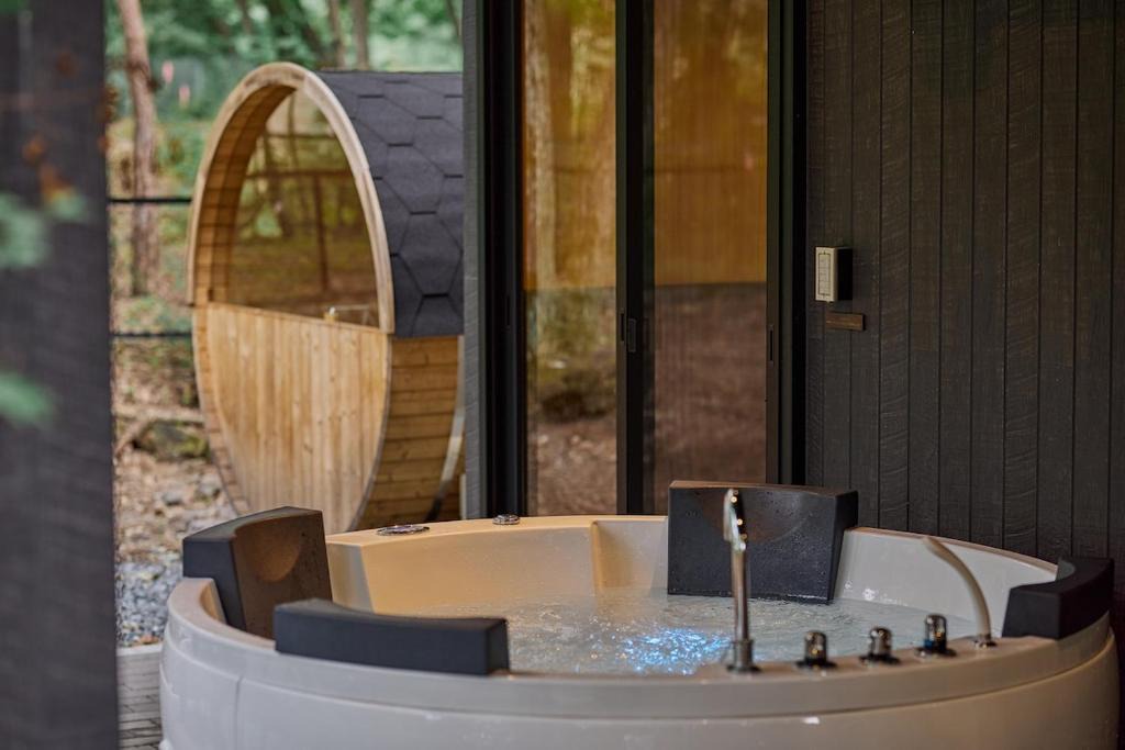 Miyota Villa | SAUNA FOREST CABIN 軽井沢 御代田 C棟 Bettei