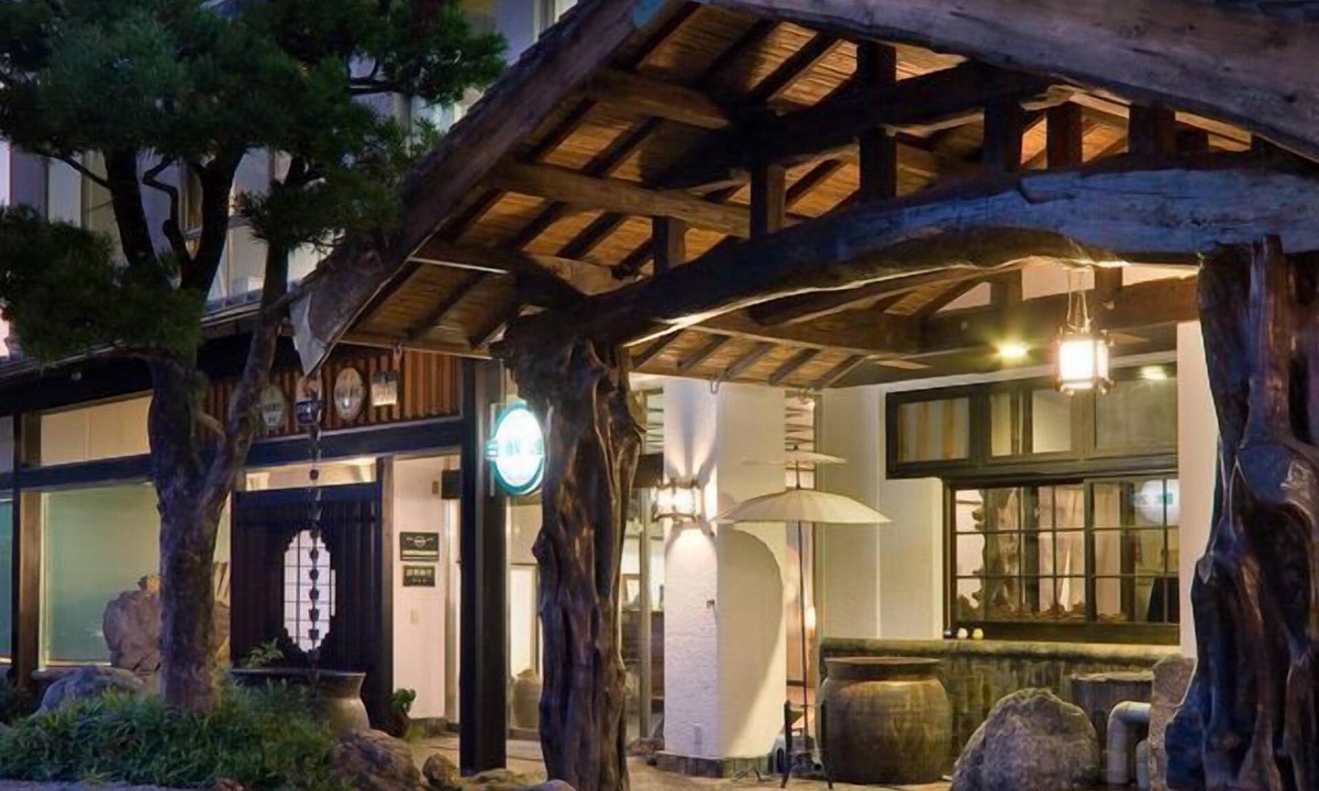 Inokuchi Hotel | Shimanami Kaido Restaurant & Ryokan Fujimien