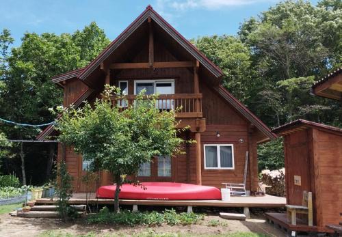 Hashikami Hostel | Siodomi Marinki shared wood lodge, pets allowed for a fee