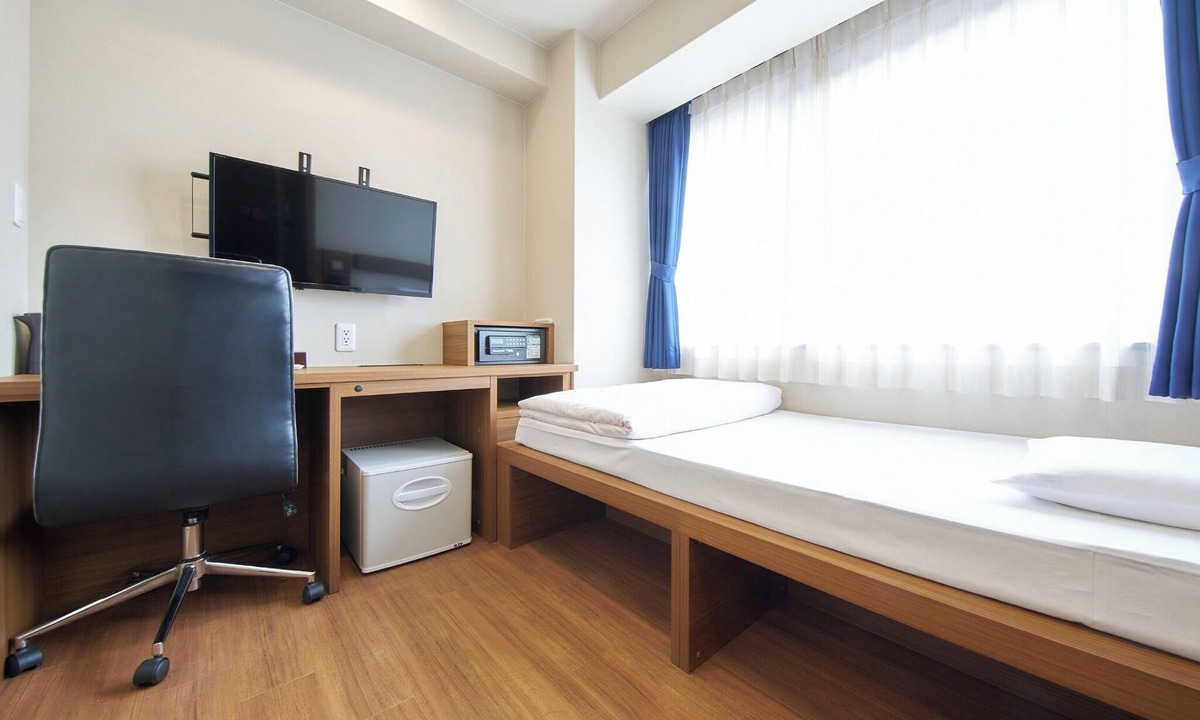 Tominagacho Hotel | Standard 11 person Smoking Room only Approximat/Kyoto Kyōto