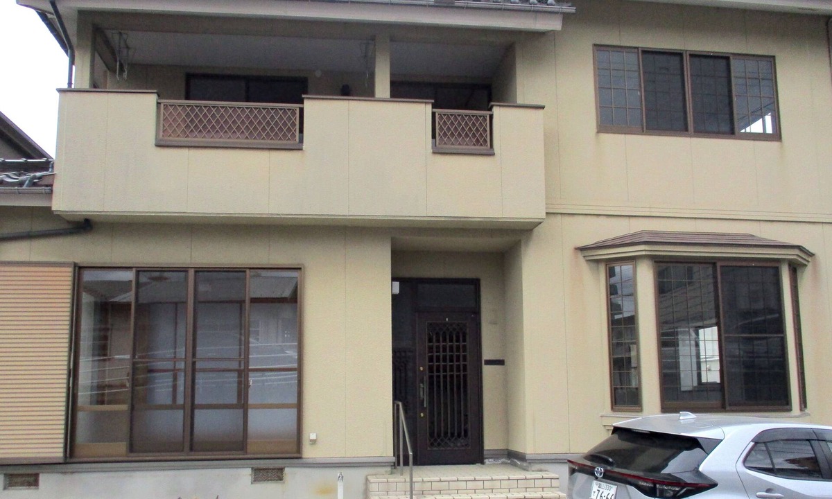 Toyama House | Stay like a vacation home just a 7-minute walk from Toyama Station! With 2 parking spaces [Inn for private use "Korere! Akae-tei"] *Please note the price.