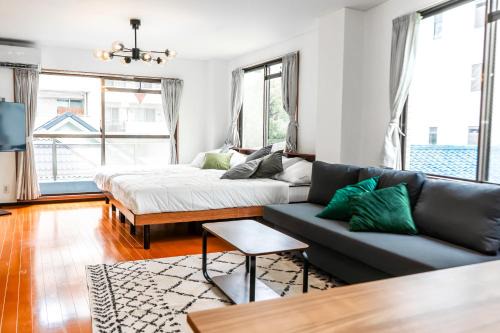 Tomigaya Apartment | Studio aoi 301