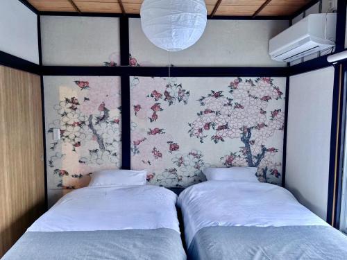 Ichikawa Villa | Sunshine House Urayasu , Private Entire House , 15 mins to Disney by Car ! 5 Beds , Max 6