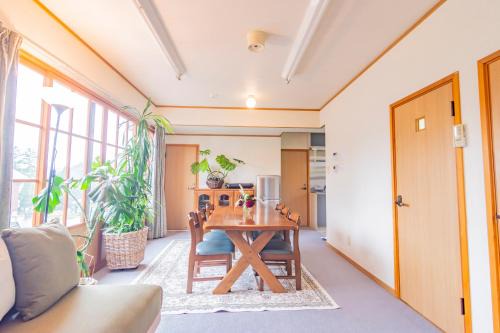 Iida House | The Snowfront Apartment Nabe Sun -HAKUBA GORYU-