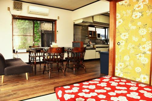 Asama Onsen Apartment | tomaro -asama- "Traditional Japanese House in Matsumoto Asama Onsen"