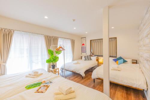 Nishinippori House | Whole 3-floor Tokyo house 3 showers 3 toilets Tatami Max 13
