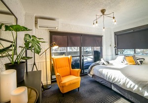 105 m² Hotel ∙ 3 bedrooms ∙ 6 guests