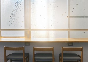 Common de - Hostel & Bar