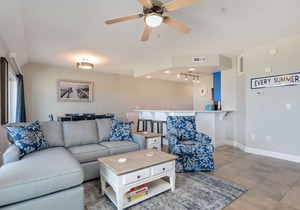 First Flight Retreat 105: Oceanfront, 2 bedroom condo, community pool, fitness c in Kill Devil Hills