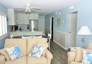 Ocean Front with Incredible Views -wifi, pool, corner unit, in-unit washer/dryer in North Myrtle Beach