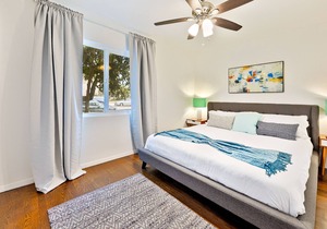 Oceanfront condo with amazing views, steps to beach & walkable location in La Jolla